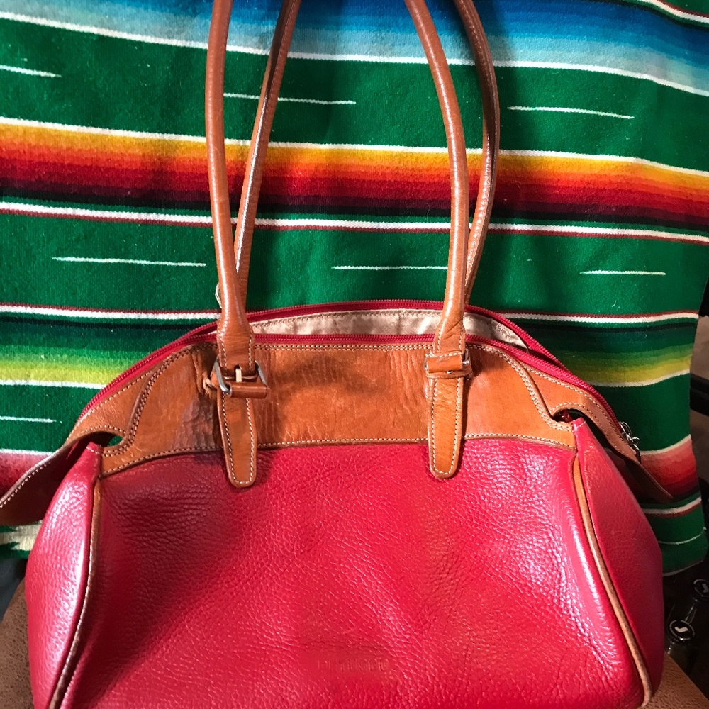 Red leather PETUSCO bag